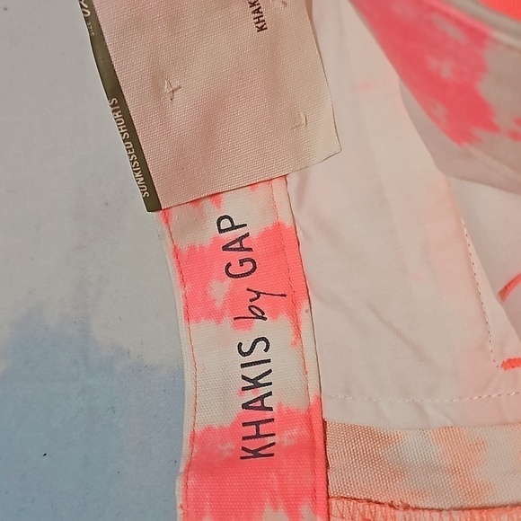 Khakis by Gap Sunkissed Shorts Size 2 NWT - Picture 5 of 9